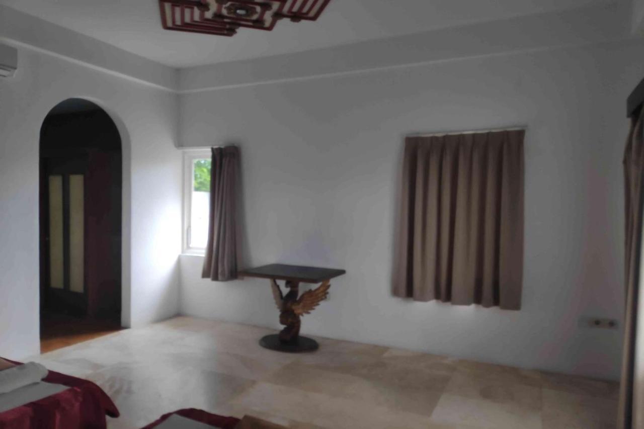 Pecatu Guesthouse أُلُواتو المظهر الخارجي الصورة