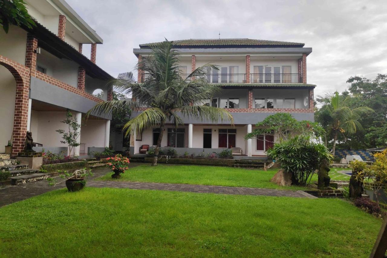 Pecatu Guesthouse أُلُواتو المظهر الخارجي الصورة